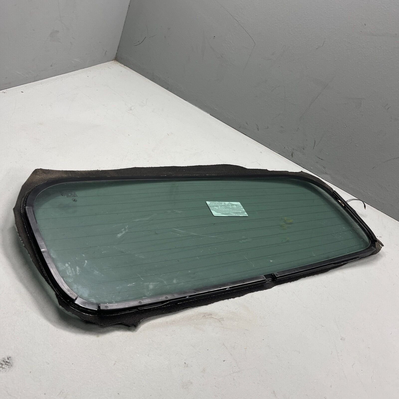2017 – 2021 BMW M240XI CONVERTIBLE REAR WINDSHIELD BACK WINDOW GLASS OEM - Image 4